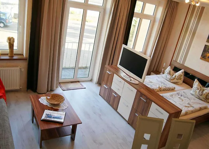 Haus Kieferneck Апартаменты *